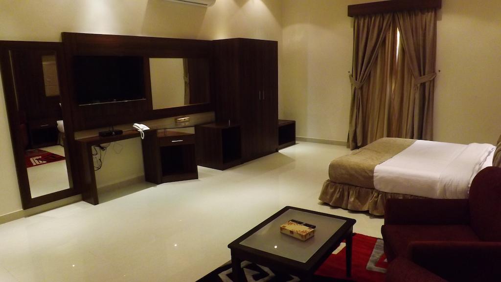 Baron Palace - Almasif Hotel Apartments Riadh Zimmer foto