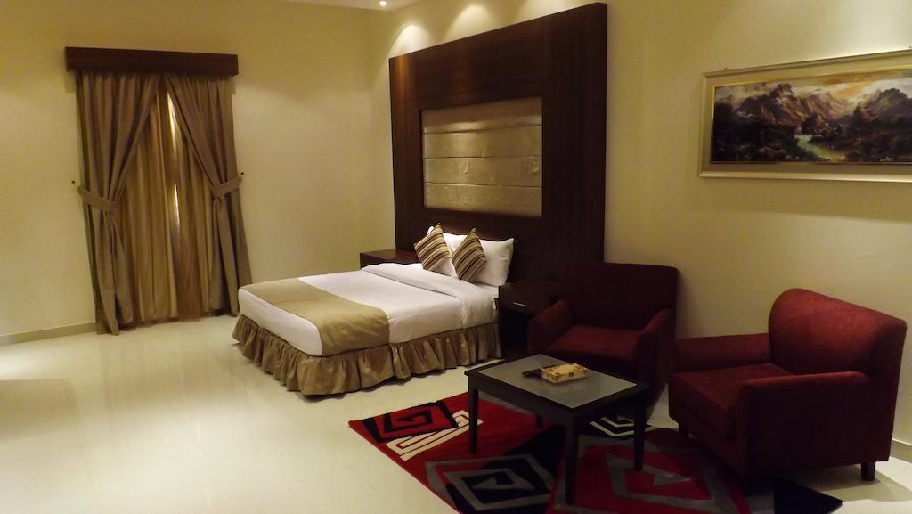 Baron Palace - Almasif Hotel Apartments Riadh Zimmer foto