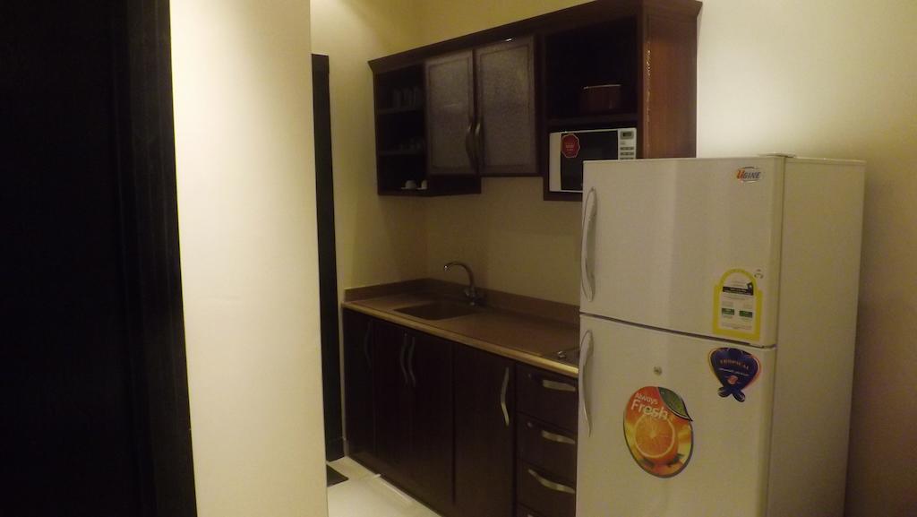 Baron Palace - Almasif Hotel Apartments Riadh Zimmer foto