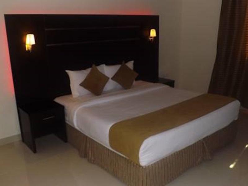 Baron Palace - Almasif Hotel Apartments Riadh Exterior foto