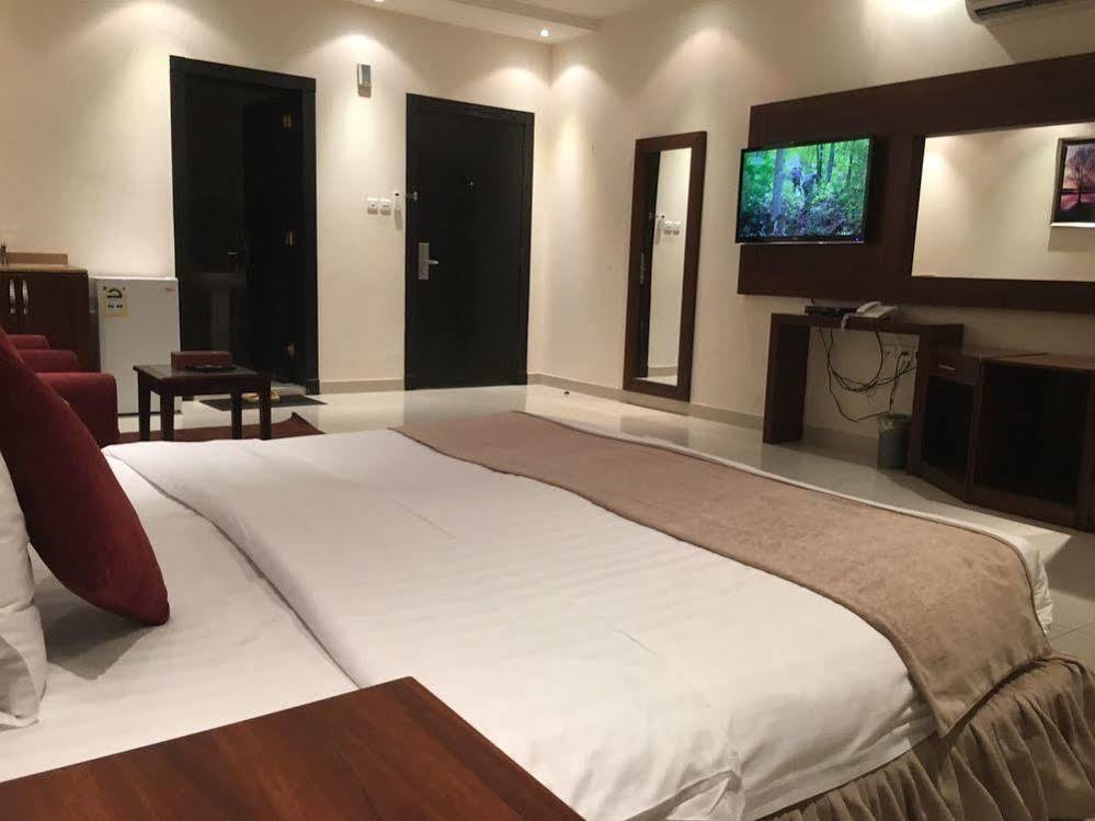 Baron Palace - Almasif Hotel Apartments Riadh Exterior foto